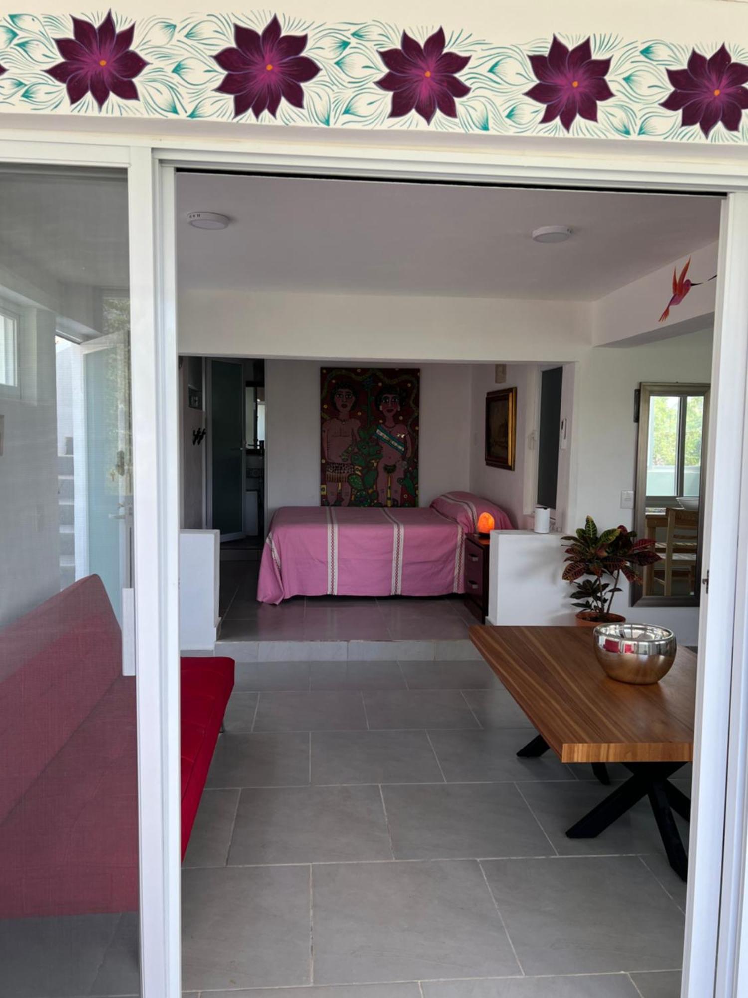 Valentina Salchi Suites - Pinky Promise Cuatunalco Luaran gambar